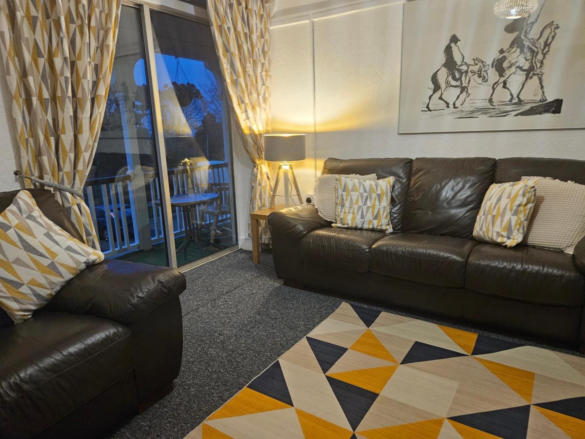 Beach Court Holiday Apartments Скегнес Екстериор снимка